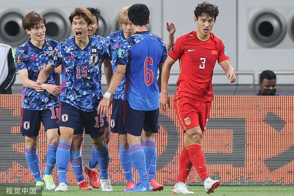 全场比赛结束，国际米兰2-0莱切。